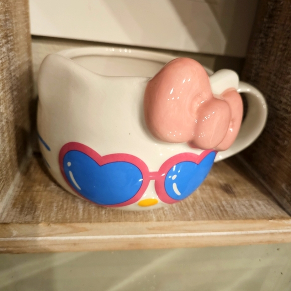 Hello Kitty Pink Bow, Heart Shape Sunglasses Mug - Picture 3 of 4